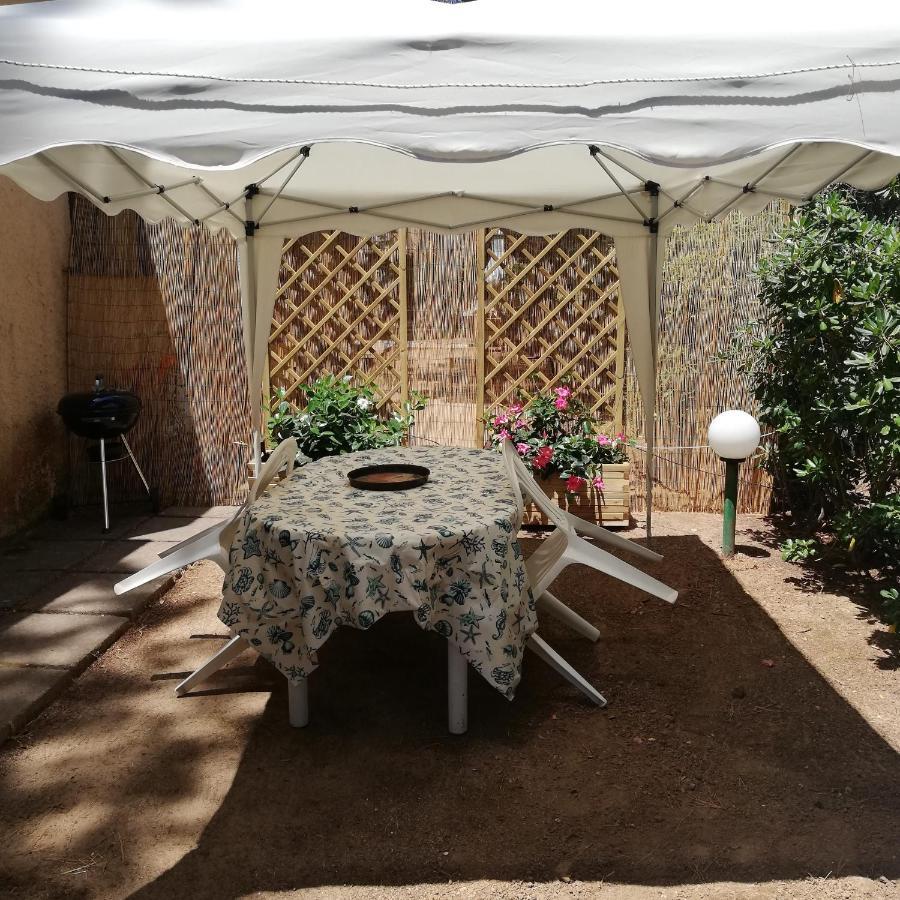 Oleandri Calaverde Sardegna Iun P1641 Пула Экстерьер фото